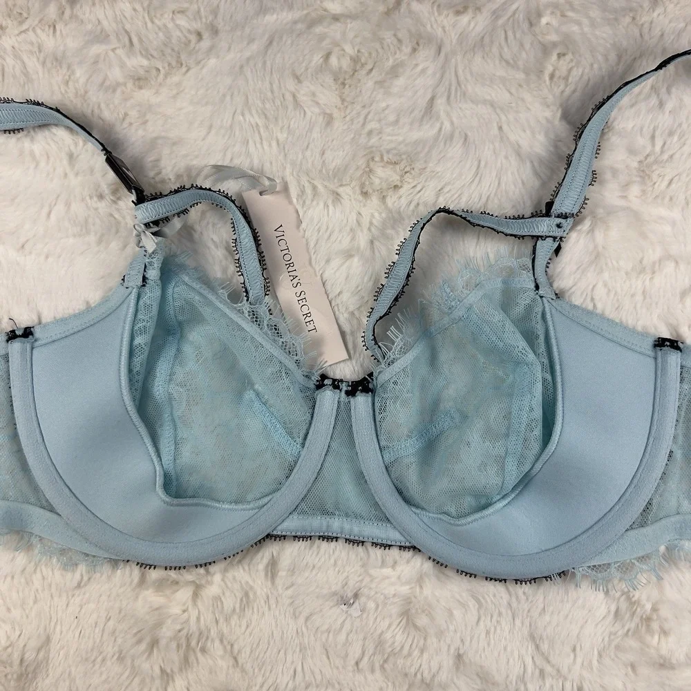 Victoria's Secret Dream Angels Unlined Uplift Balconette Bra Blue 32DD NWT
